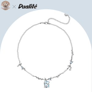 Chic Sugar Cube Necklace